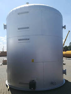 Hot water storage tank